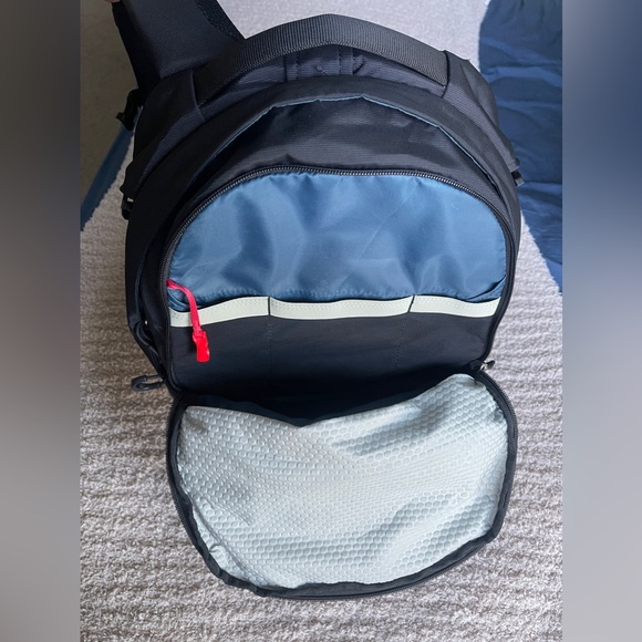 Osprey Aphelia 26L Laptop Backpack - Picture 3 of 9